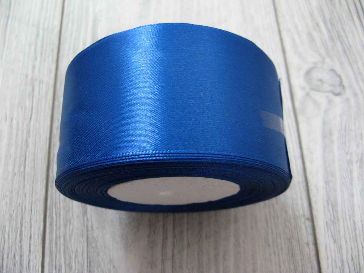Saténová stuha modrá - Blue 50mm x 32m obr.2 - evkakvety-eshop.eu