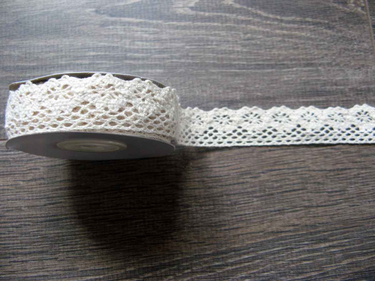bavlnená čipka krémová 25 mm obr.1 - evkakvety-eshop.eu
