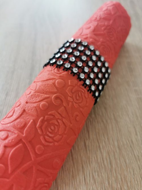 Reliéfne servítky červené (Red) 33×33 cm – vzor Ruže - detail reliéfu