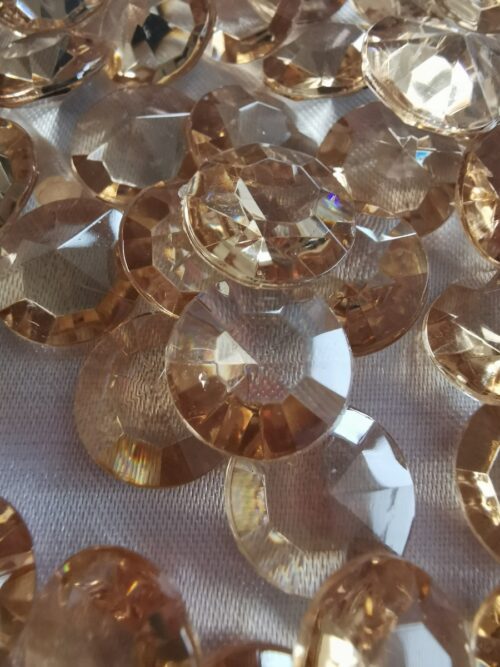 Dekoračné diamanty kapučínové 12mm - evkakvety-eshop.eu