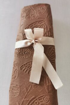 Reliéfne servítky čokoladovohnedé - Milk Chocolate 33x33cm - evkakvety-eshop.eu