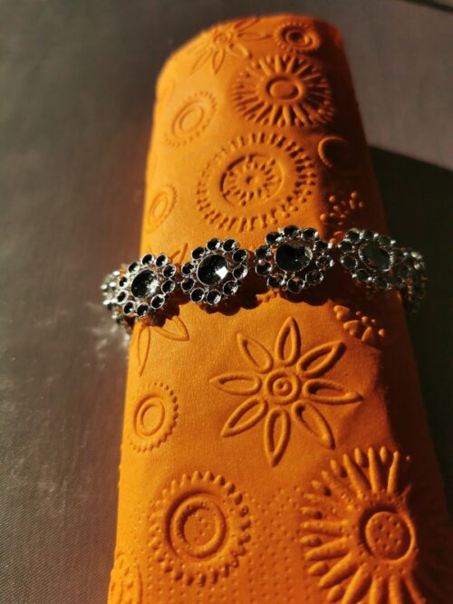 Reliéfne servítky oranžové (Orange) 33×33 cm – vzor Vločky - detail reliéfu