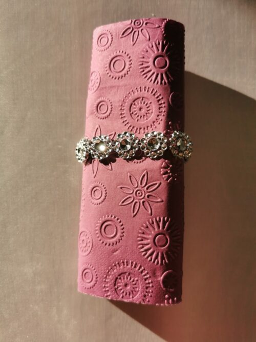 Reliéfne servítky purpurové (Purple) 33×33 cm – vzor Vločky - detail vzoru