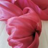 Saténová organza bordová (Burgundy) šírky 47 cm – detail lesku