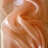 Saténová organza broskyňová (Peach) šírky 47 cm – detail materiálu