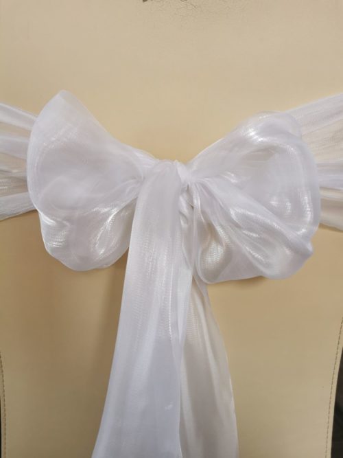 Saténová organza biela (White) šírky 23 cm – mašľa na stoličke
