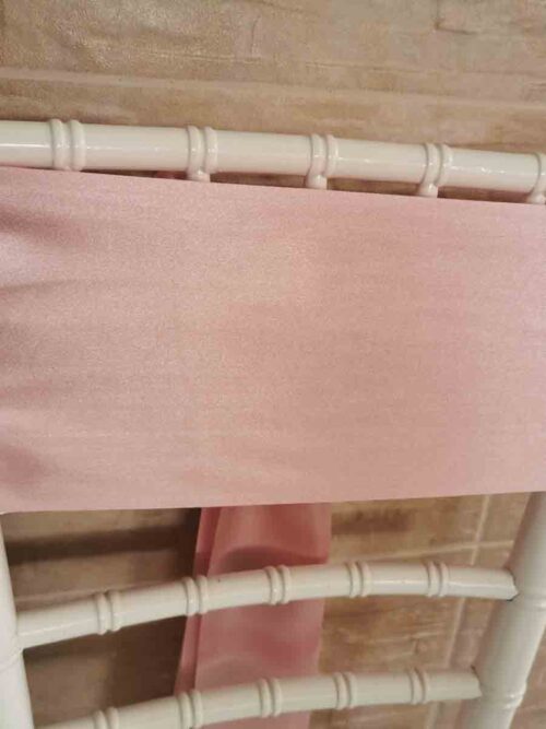 Púdrovo staroružový satén 15 cm (Powder Old Pink), detail hladkého lesklého materiálu