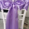 Lila satén (Lilac), šírka 15 cm, dekorácia stoličky, celkový pohľad
