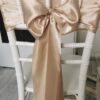 Svetlobéžový satén (Light Beige), šírka 15 cm, dekorácia stoličky, celkový pohľad