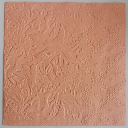 Reliéfne servítky lososové (Salmon) 33×33 cm – vzor Zaláskané kolibríky