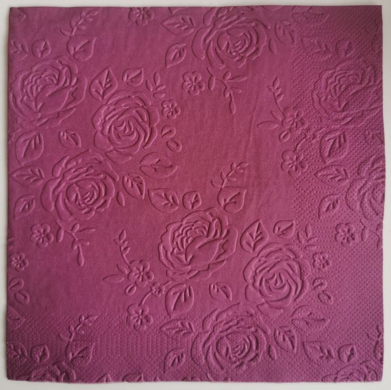 Reliéfne servítky purpurové (Purple) 33×33 cm – vzor Ruže s lístkami