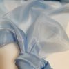 Saténová organza svetlomodrá (Light Blue) 47 cm × 10 m – detail jemnosti látky