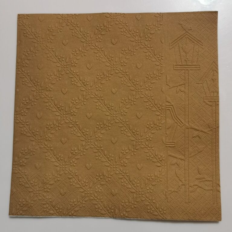 Reliéfne servítky starozlaté (Old Gold) 33×33 cm – vzor Srdiečka s búdkami